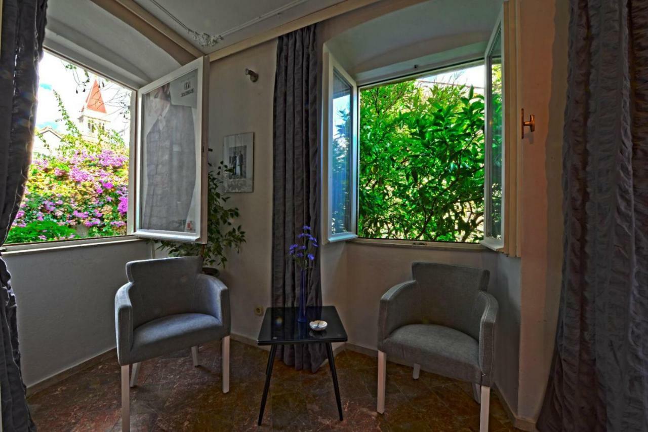 Romantic Rooms Gena Trogir Exteriör bild